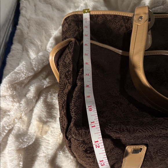 Anne Klein Diaper/Tote Bag - Picture 13 of 16